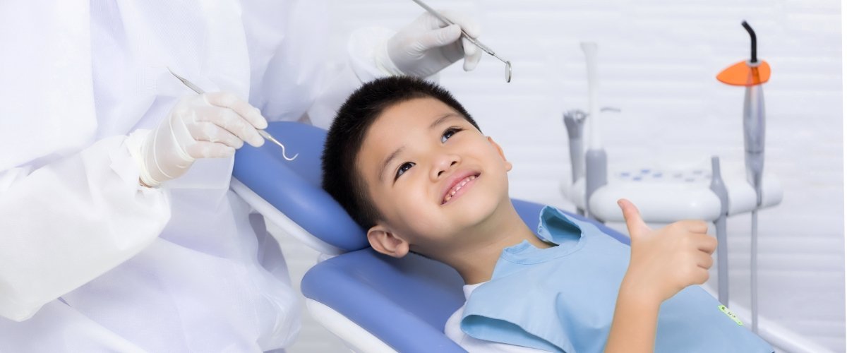تخصصات طب الأسنان